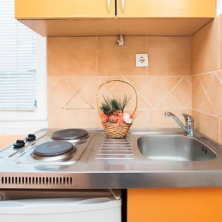 Perfect Near The Sea & Aqua Park Guest house